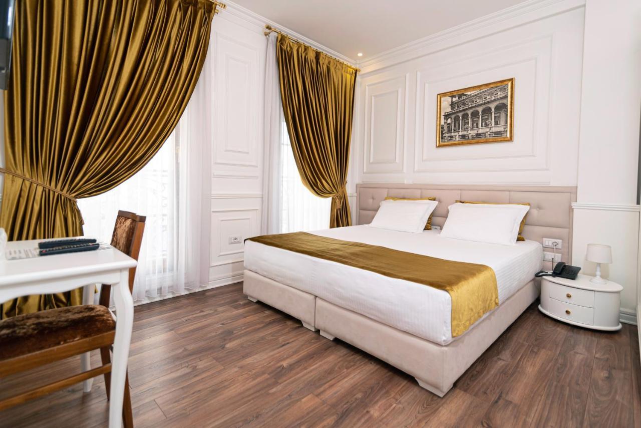 Eler Hotel Тирана Екстер'єр фото